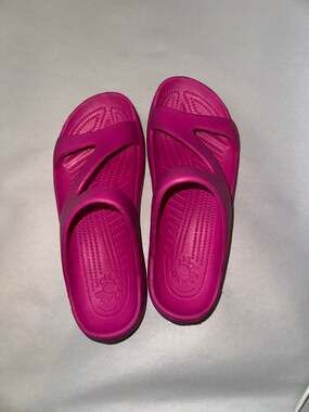 Dawgs Women's Z Sandals Hot Pink